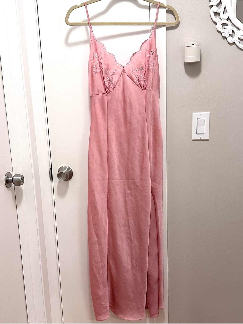 Vintage Victorias Secret Gold Label Pink Nightie Gown Maxi Slip Dress M Slit